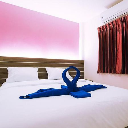 The Shades Bed And Breakfast Boutique Hotel Patong Kültér fotó