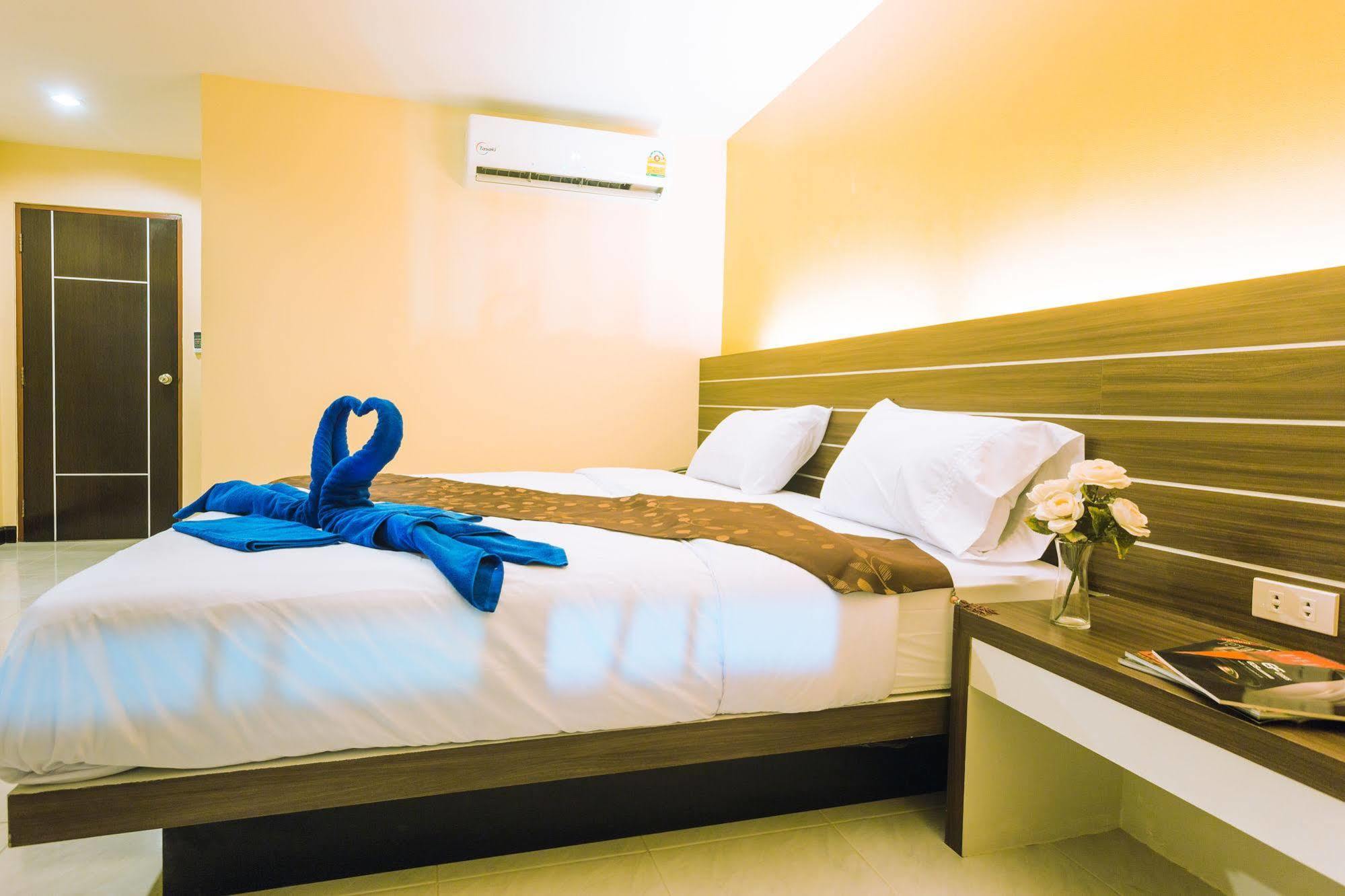 The Shades Bed And Breakfast Boutique Hotel Patong Kültér fotó